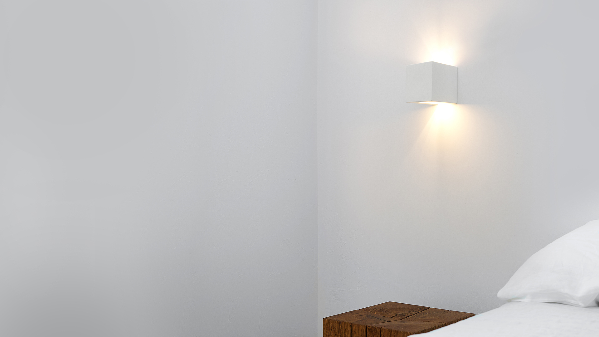 interior wall light fixtures 2/3