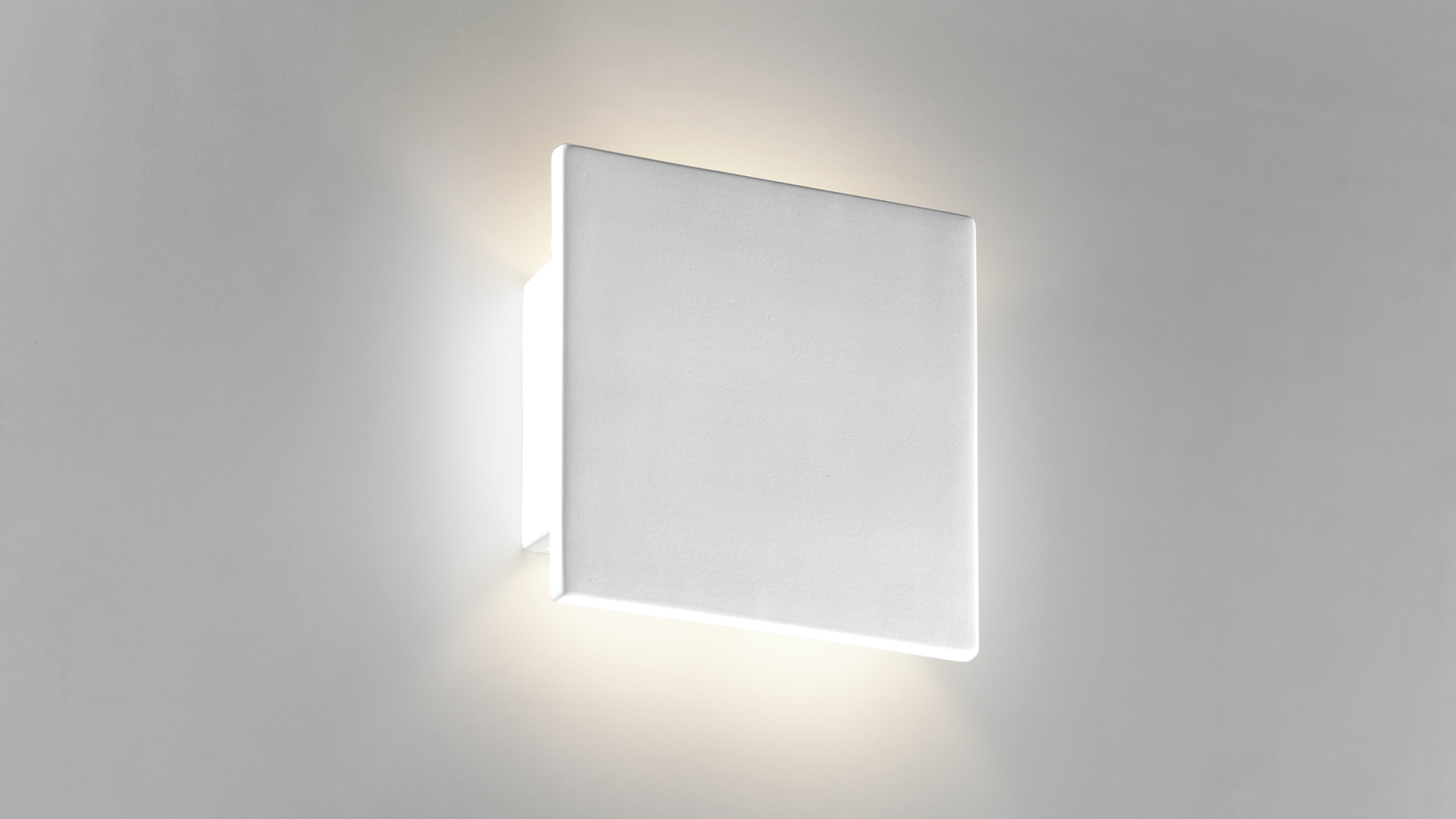 minimal wall mounted light fixture 3/6