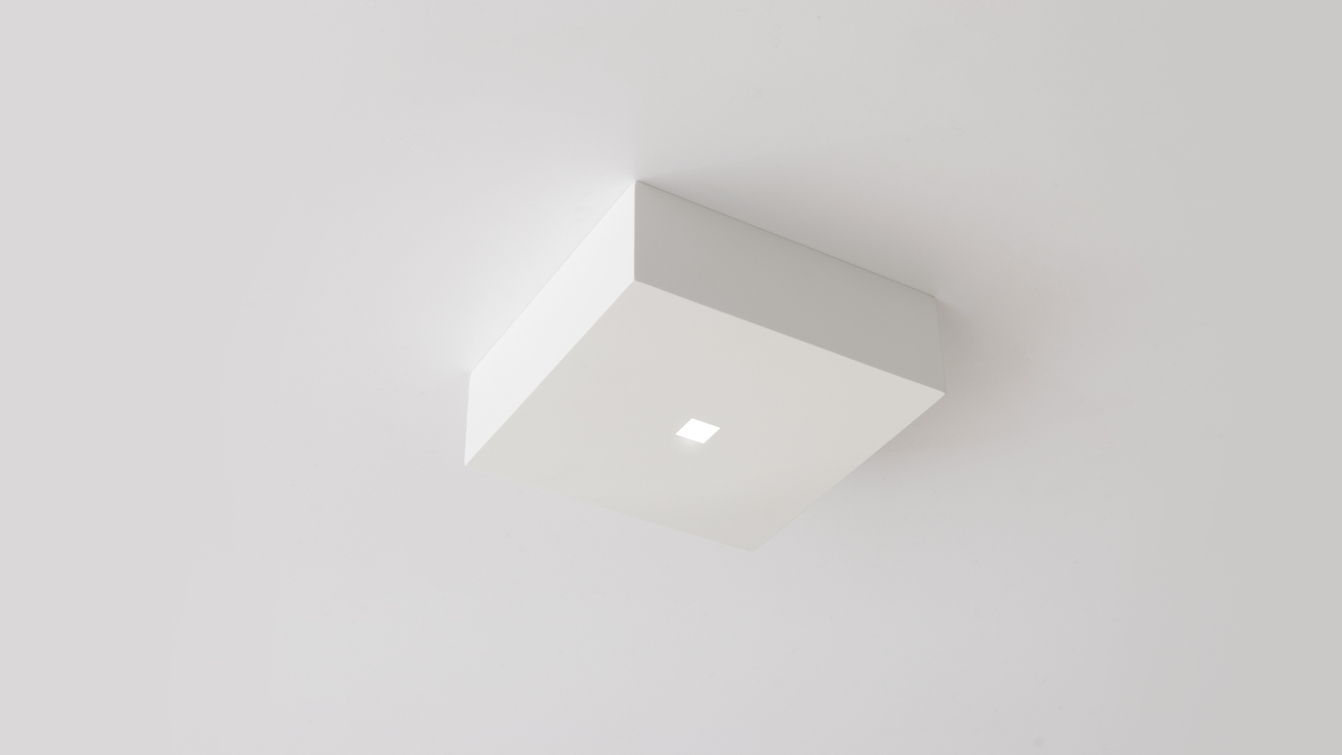 ceiling mounted light 1/2